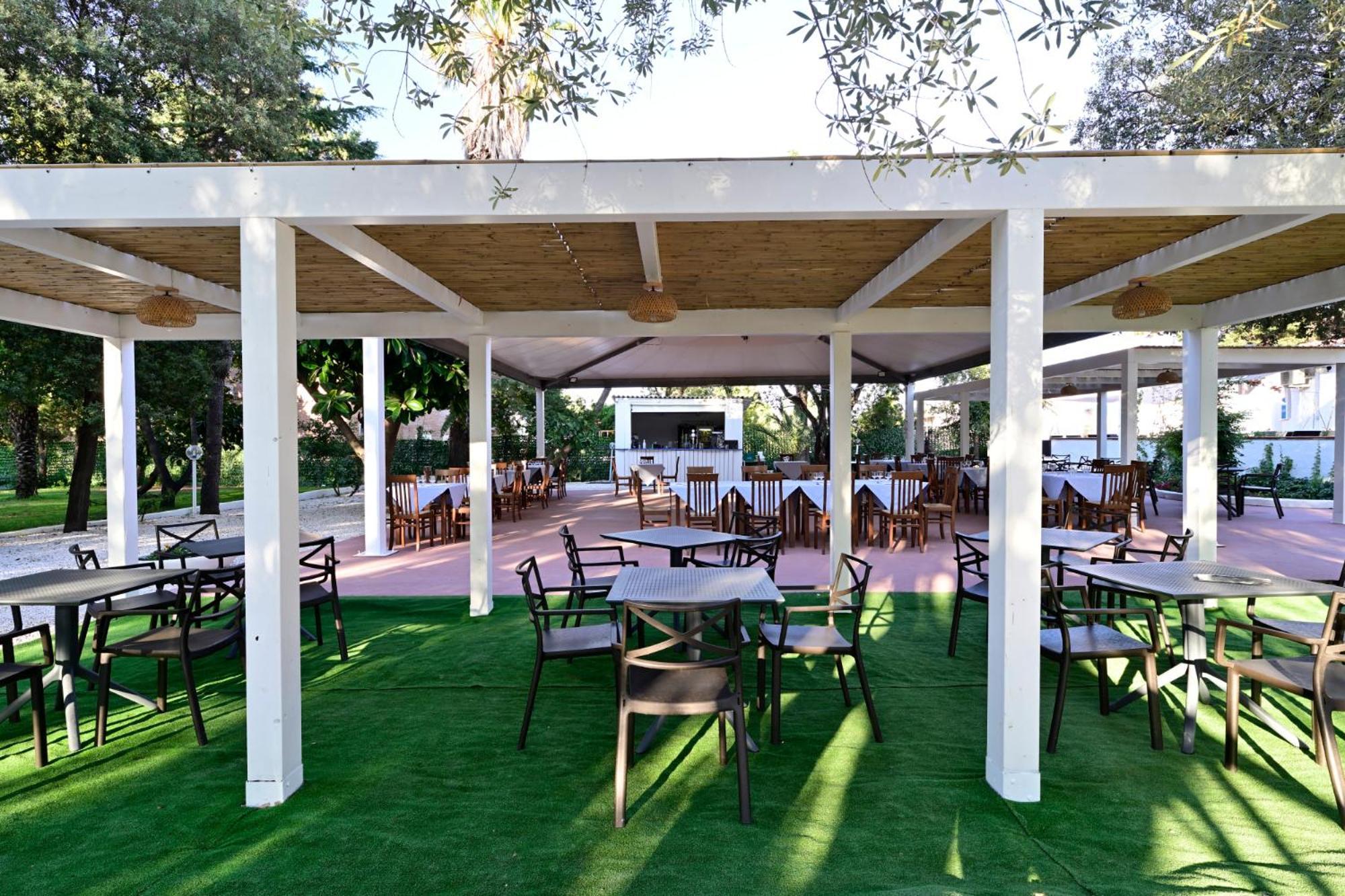 פוסאדה Villa Valentina Park מראה חיצוני תמונה